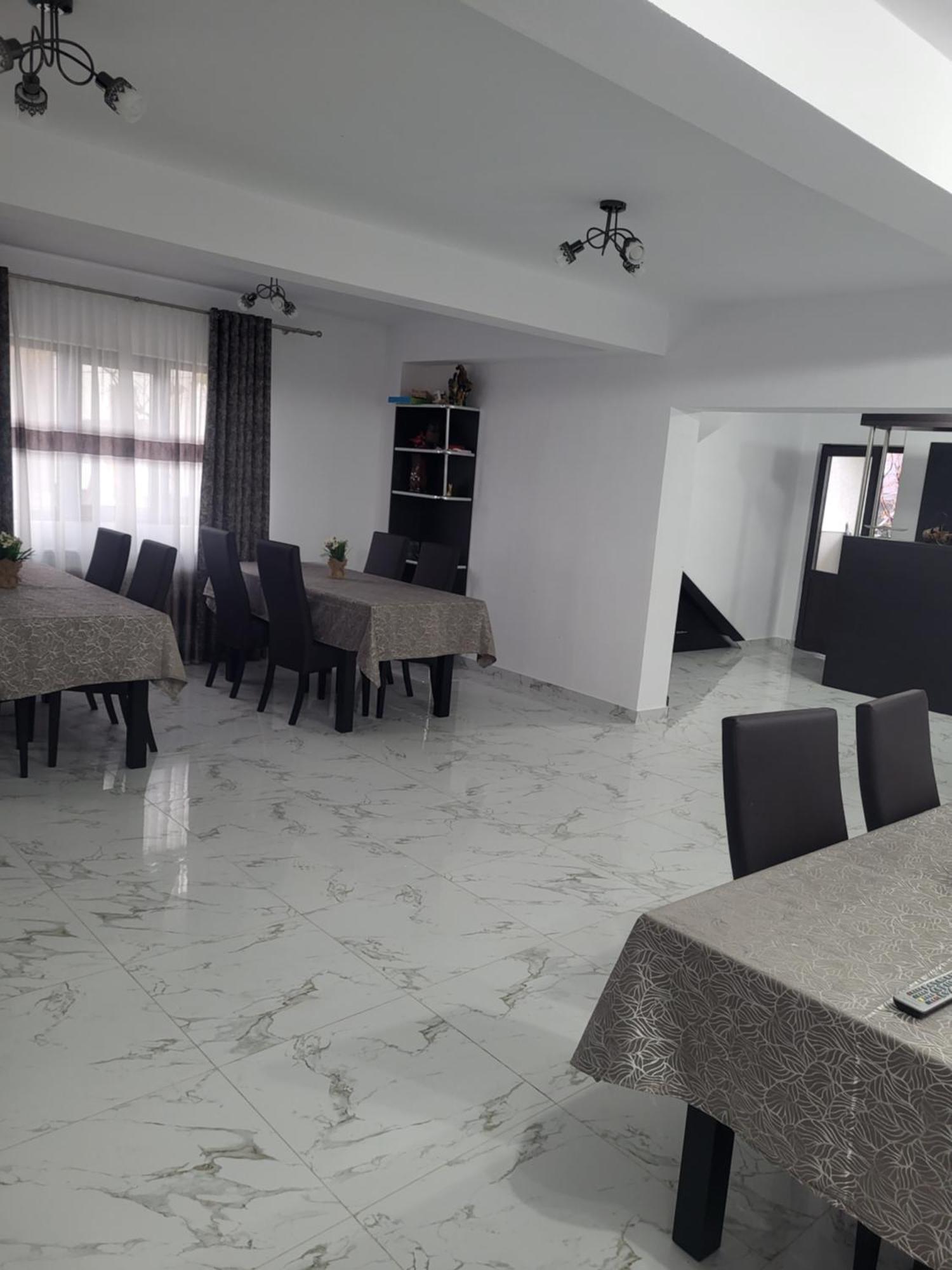 Vila Mae Star Куртя-де-Арджеш Экстерьер фото